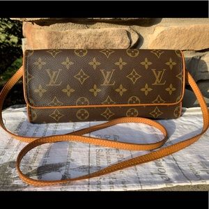 Authentic Louis Vuitton Pochette Twin GM